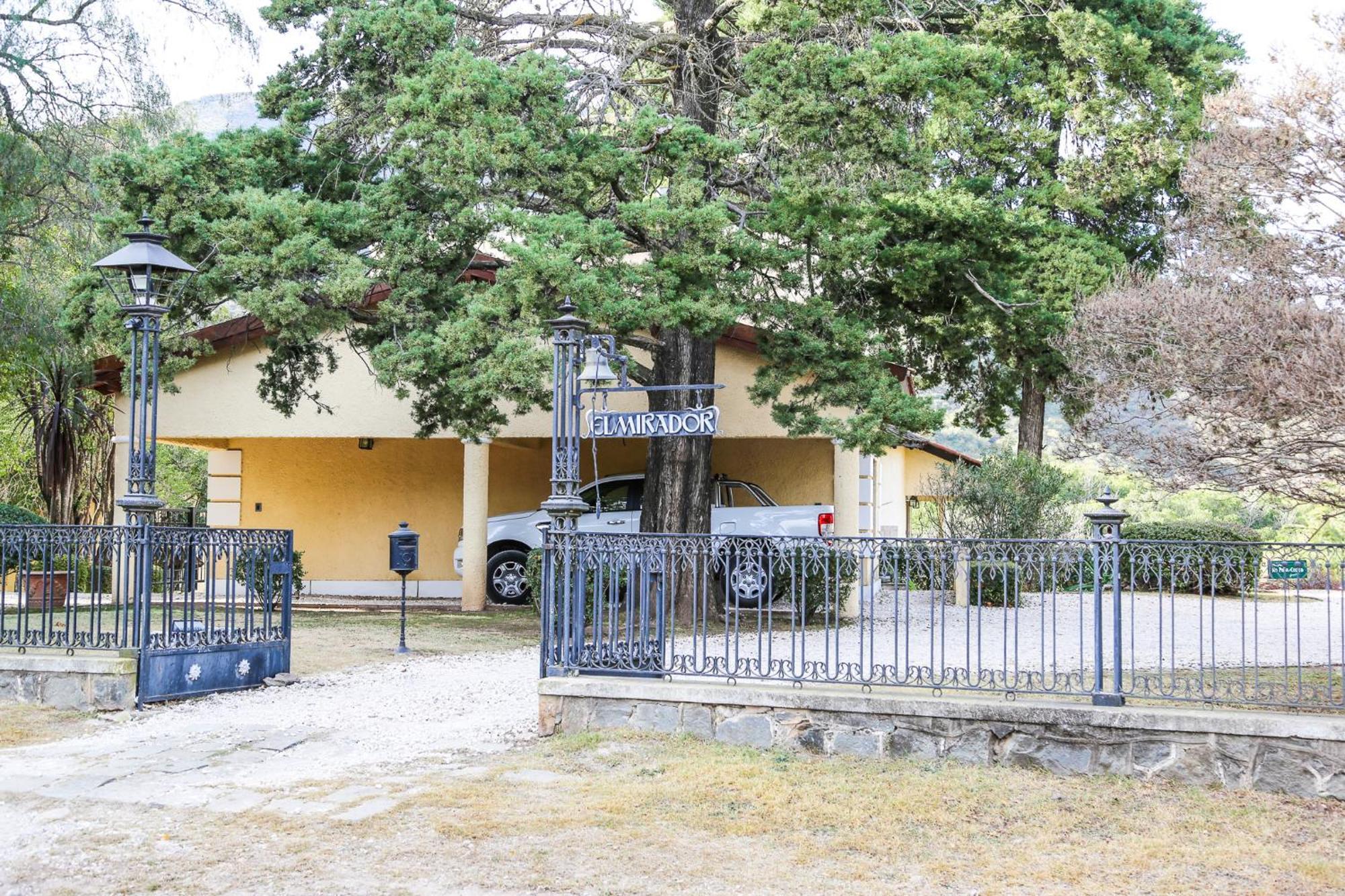 米拉多山林小屋 拉法尔达 外观 照片